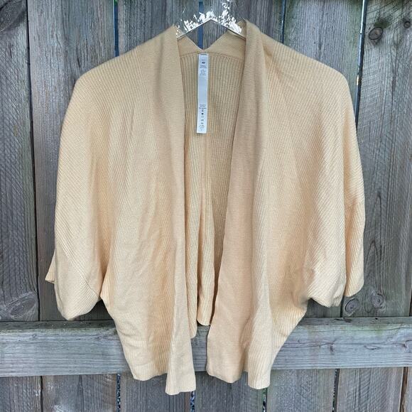Lululemon Wrap Cashlu Cape Textured Open Shrug Knit Sweater Yellow Size M/L - Picture 1 of 9